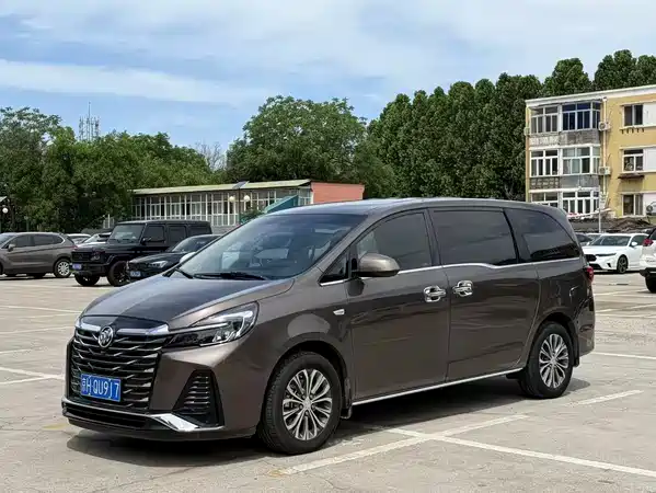 Buick GL8 2023