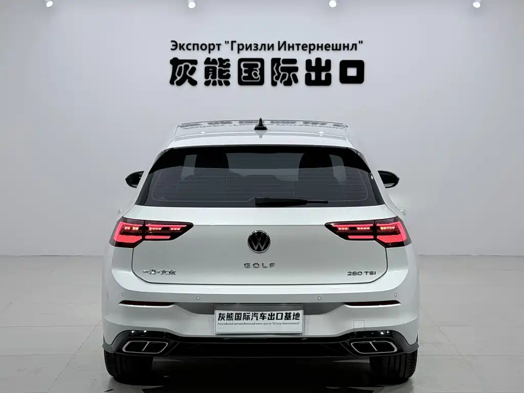Volkswagen Golf 2024