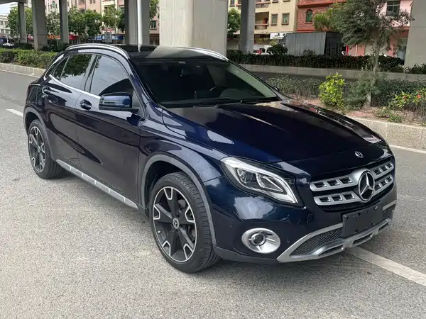 Mercedes-Benz GLA 2017