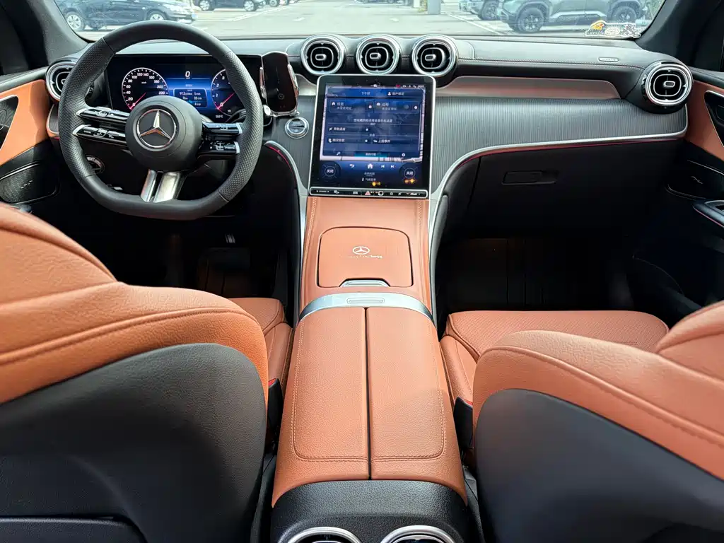 Mercedes-Benz GLC 2024 — фото 10