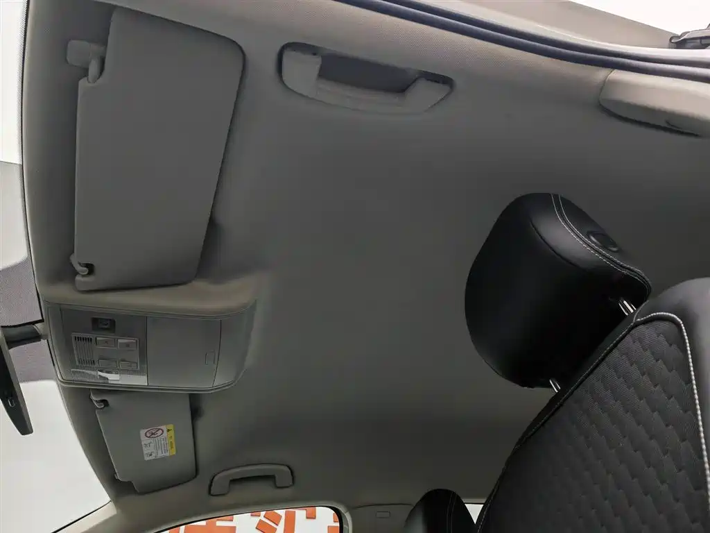 Volkswagen Tiguan L 2017 — фото 14