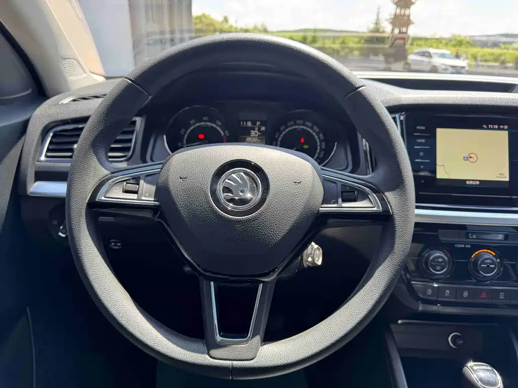 Skoda Kamiq 2022 — фото 15