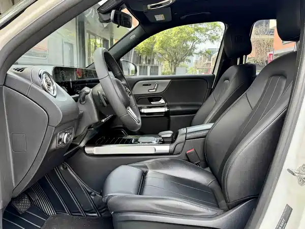 Mercedes-Benz GLB 2022
