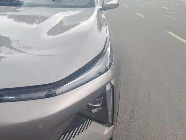 Geely Galaxy L7 2024