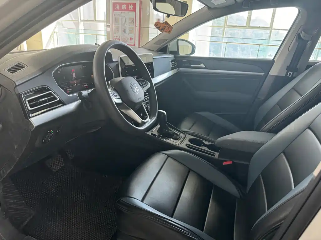 Volkswagen Lavida 2024