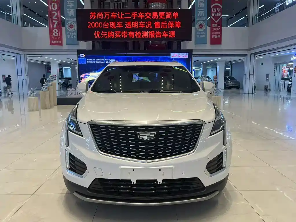 Cadillac XT5 2022 — фото 2