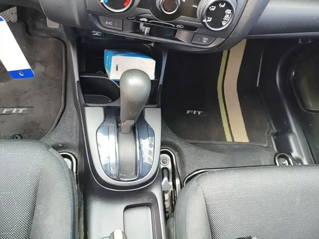 Honda Fit 2018 — фото 14