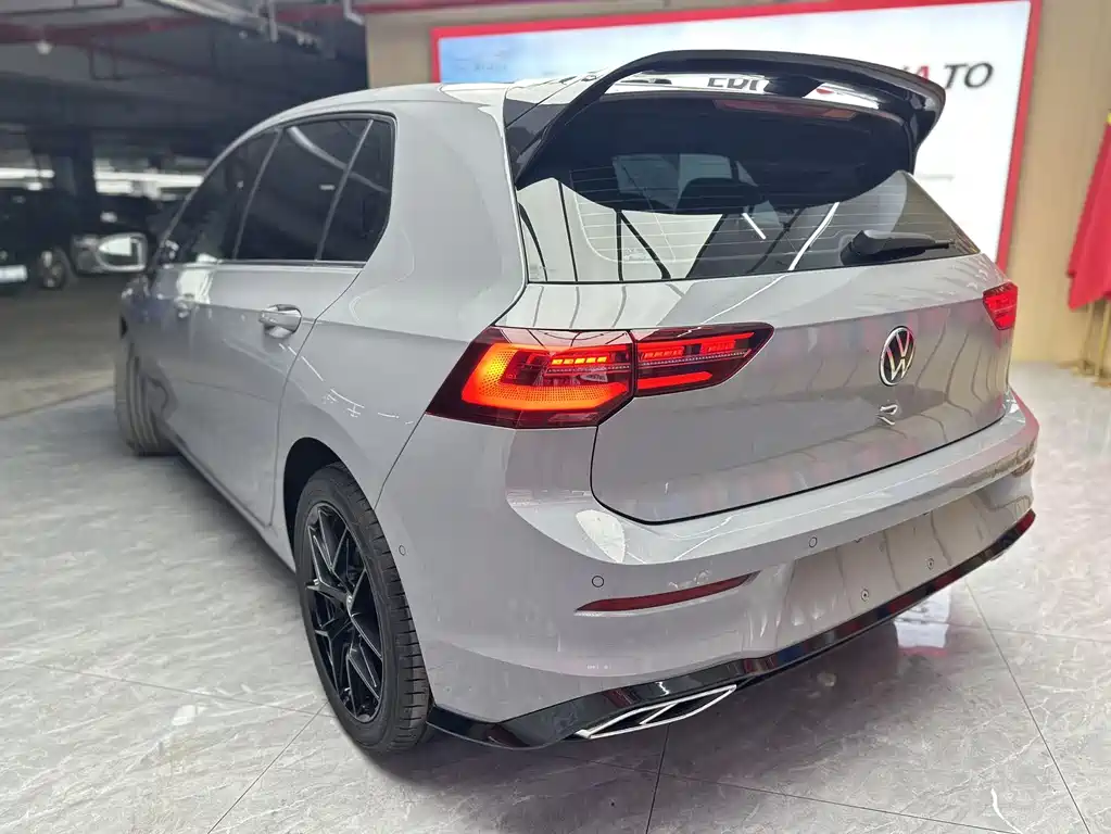 Volkswagen Golf 2022