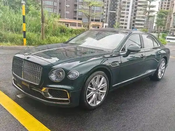 Bentley Flying Spur 2023