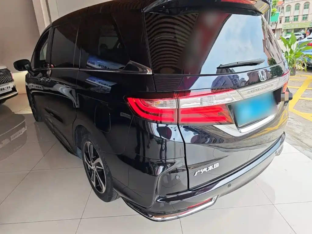 Honda Odyssey 2016