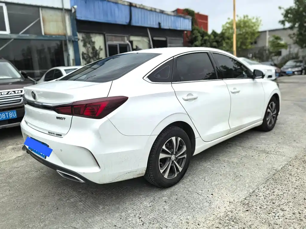 Changan Eado 2021 — фото 16