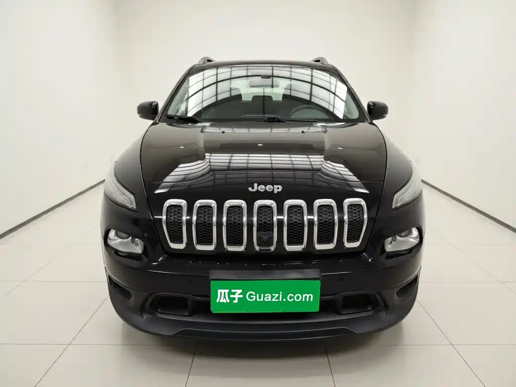 Jeep Cherokee 2017 — фото 2