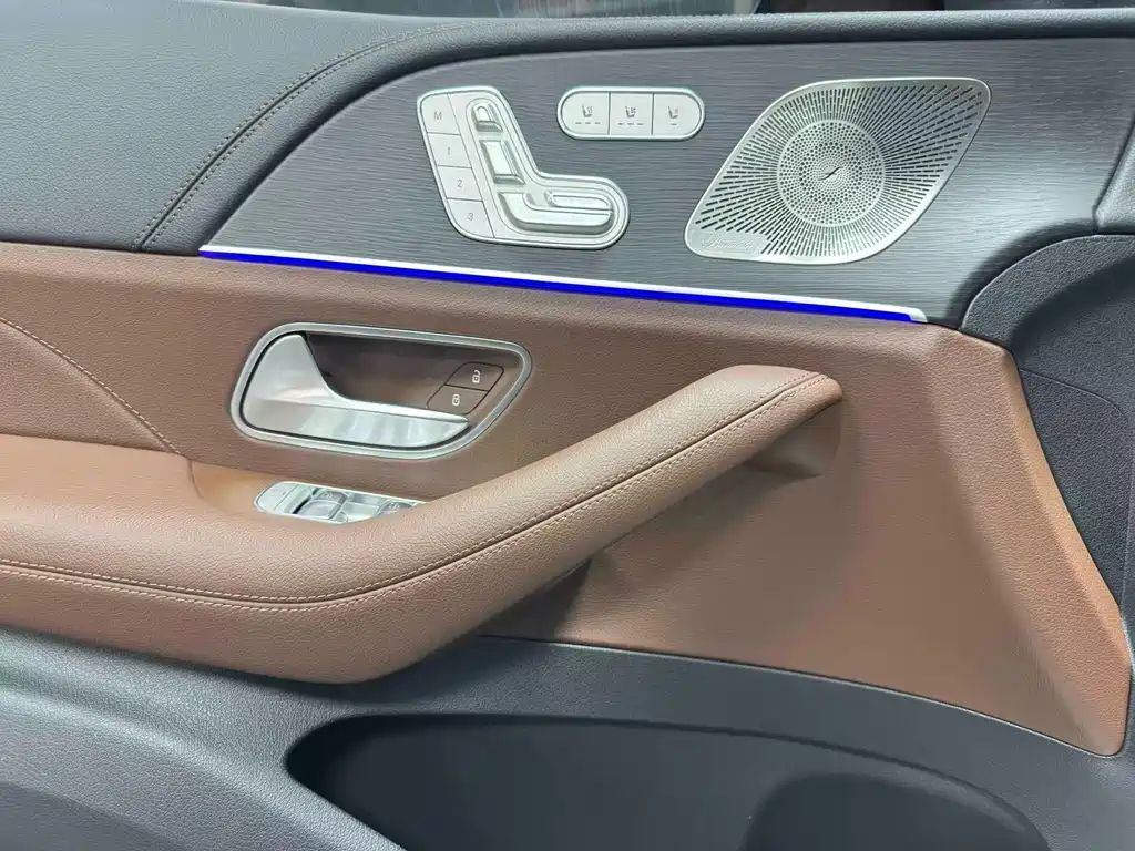 Mercedes-Benz GLS 2024 — фото 10