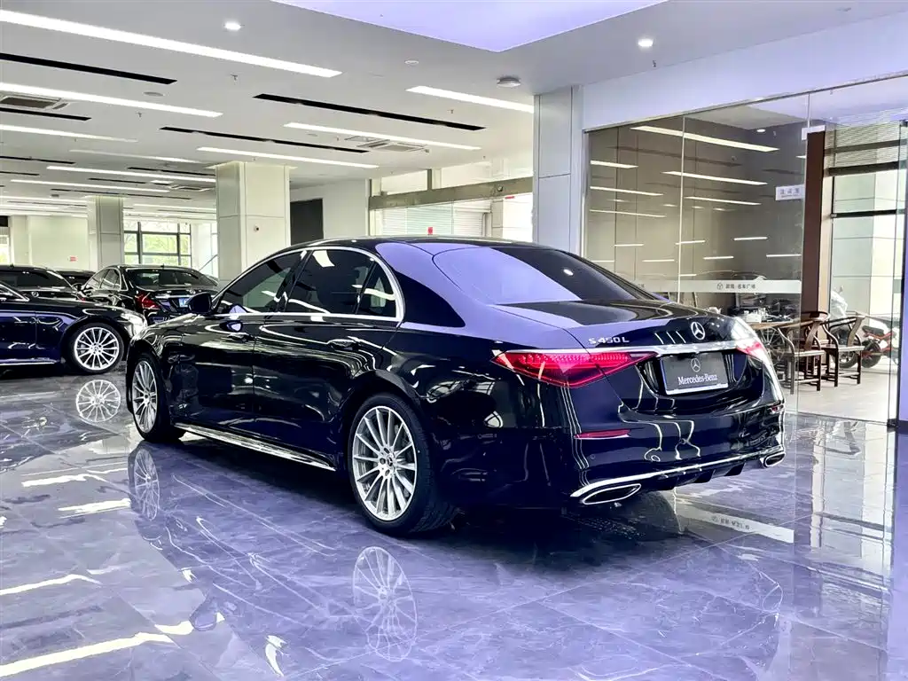 Mercedes-Benz S-Class 2022
