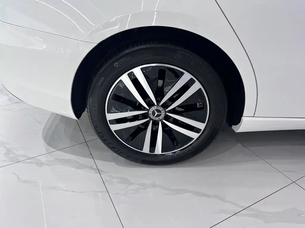 Mercedes-Benz A-Class 2022 — фото 19