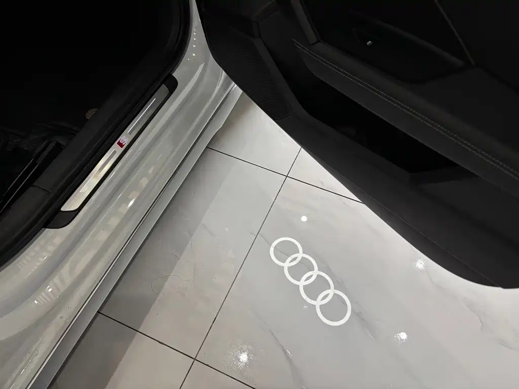Audi A3 2022 — фото 19