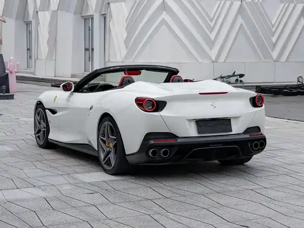 Ferrari Portofino 2019