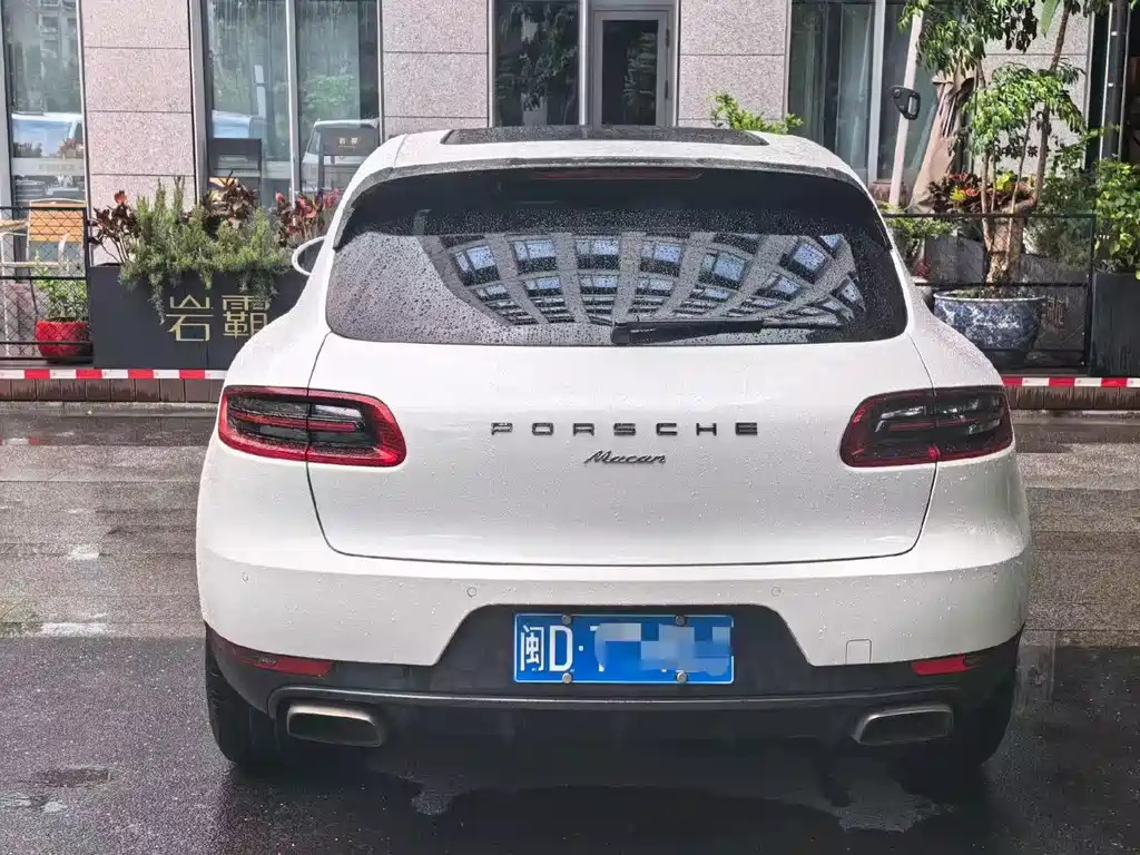 Porsche Macan 2018 — фото 8