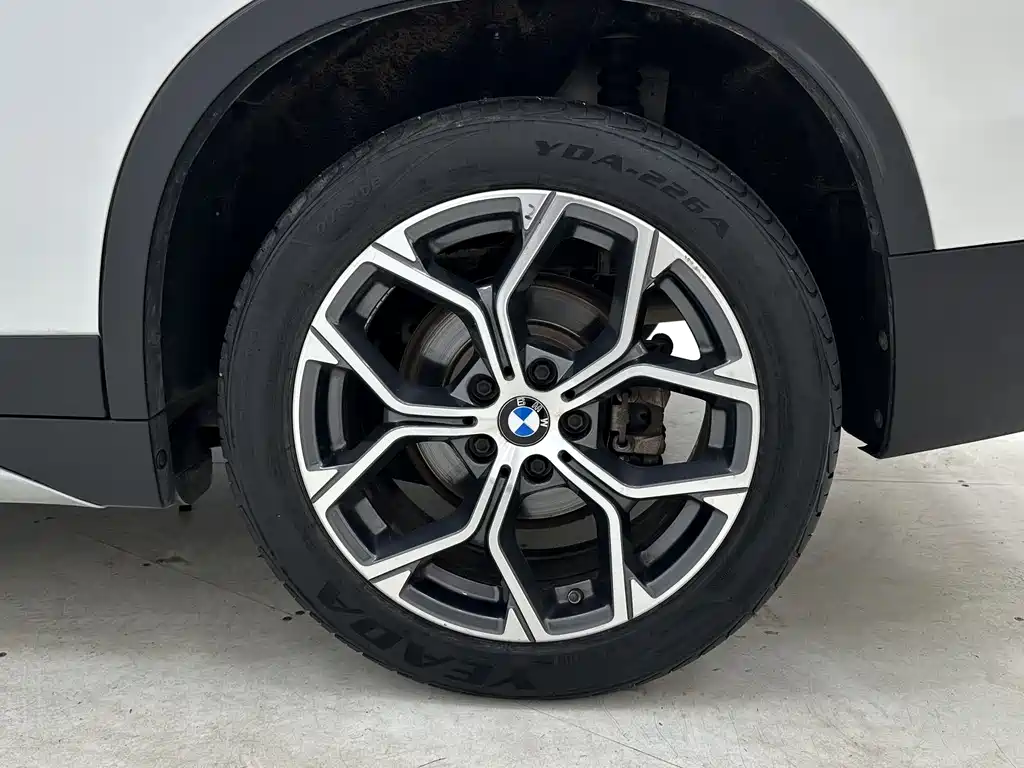 BMW X1 2022 — фото 17