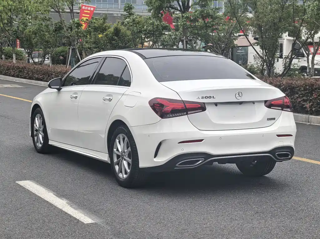 Mercedes-Benz A-Class 2023 — фото 5
