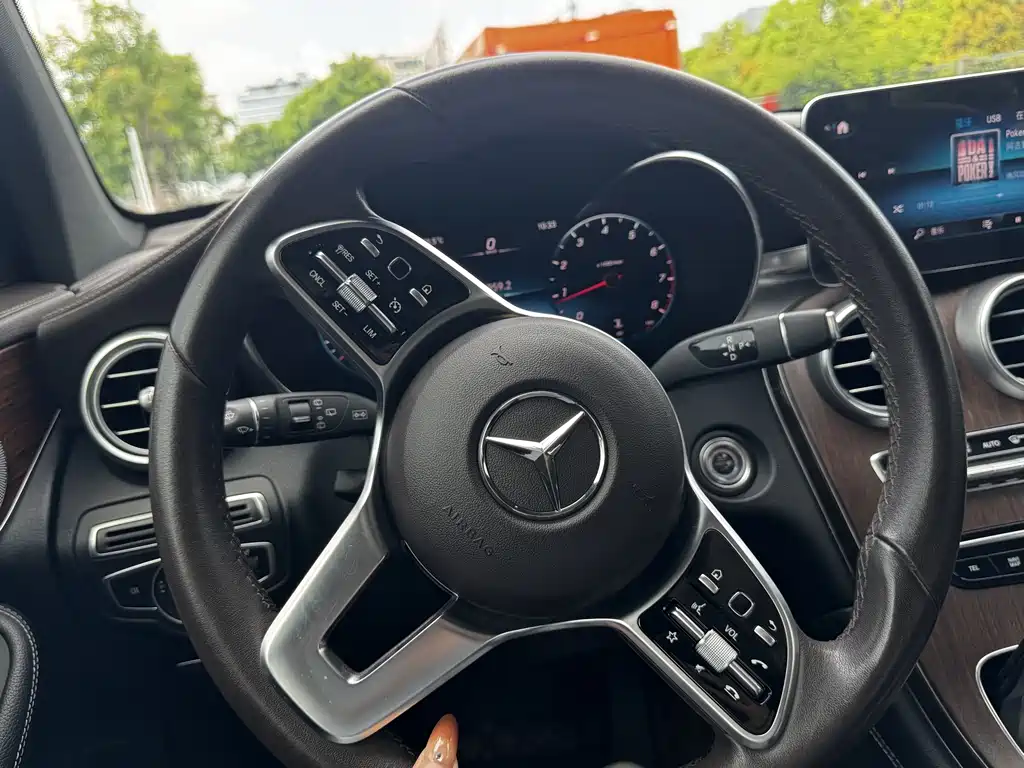 Mercedes-Benz GLC 2021 — фото 20