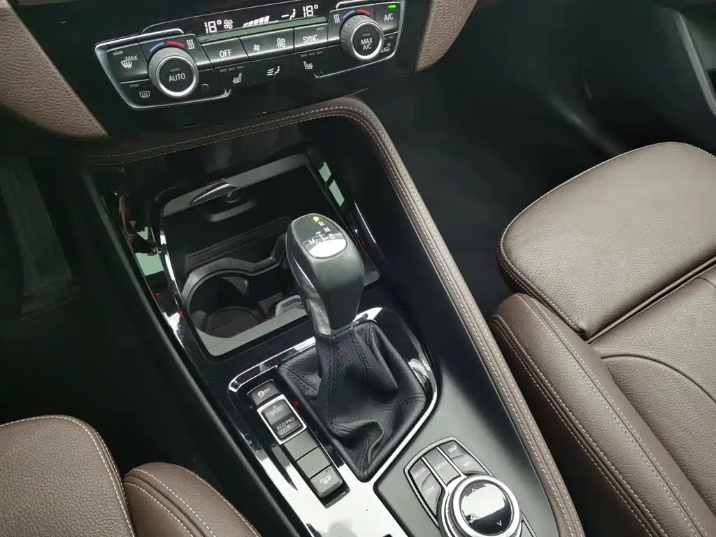 BMW X1 2018 — фото 13