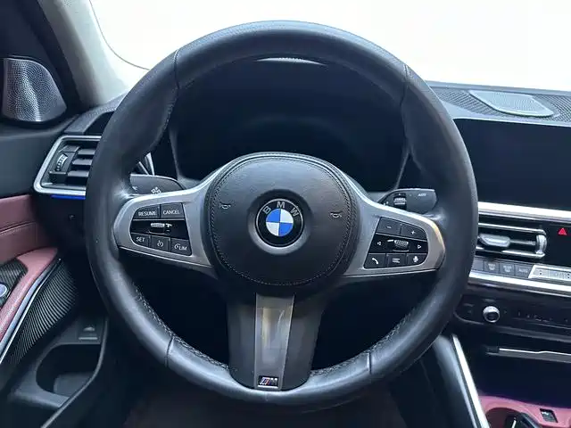 BMW 3 Series 2023 — фото 11