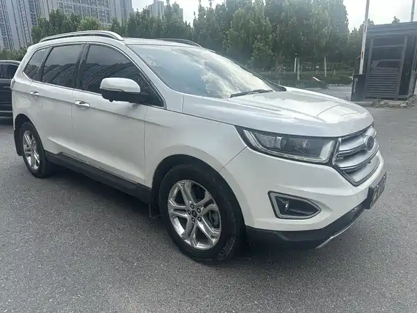 Ford Edge 2015