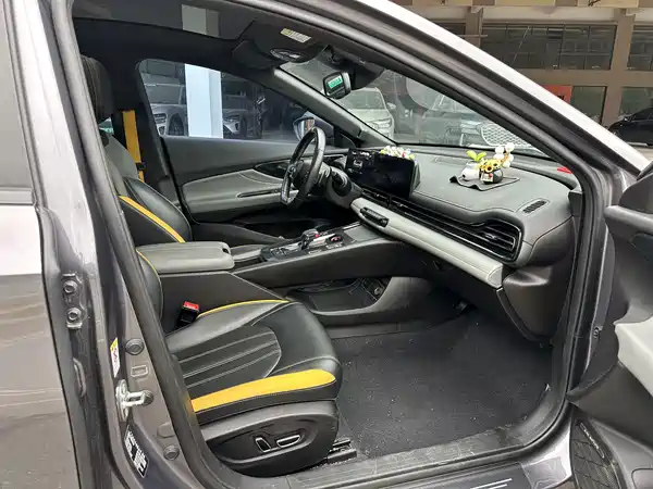 GAC Trumpchi Empow 2021