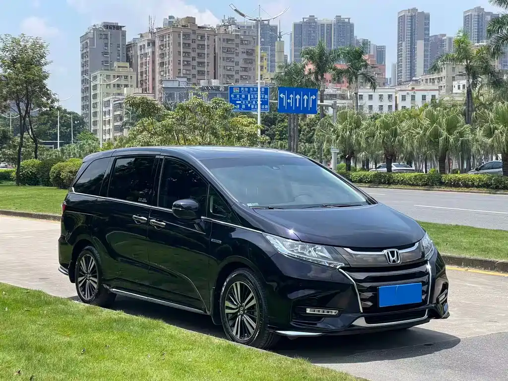 Honda Odyssey 2019 — фото 3