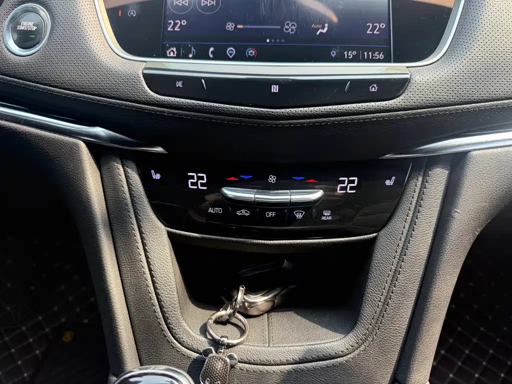 Cadillac XT5 2021 — фото 13