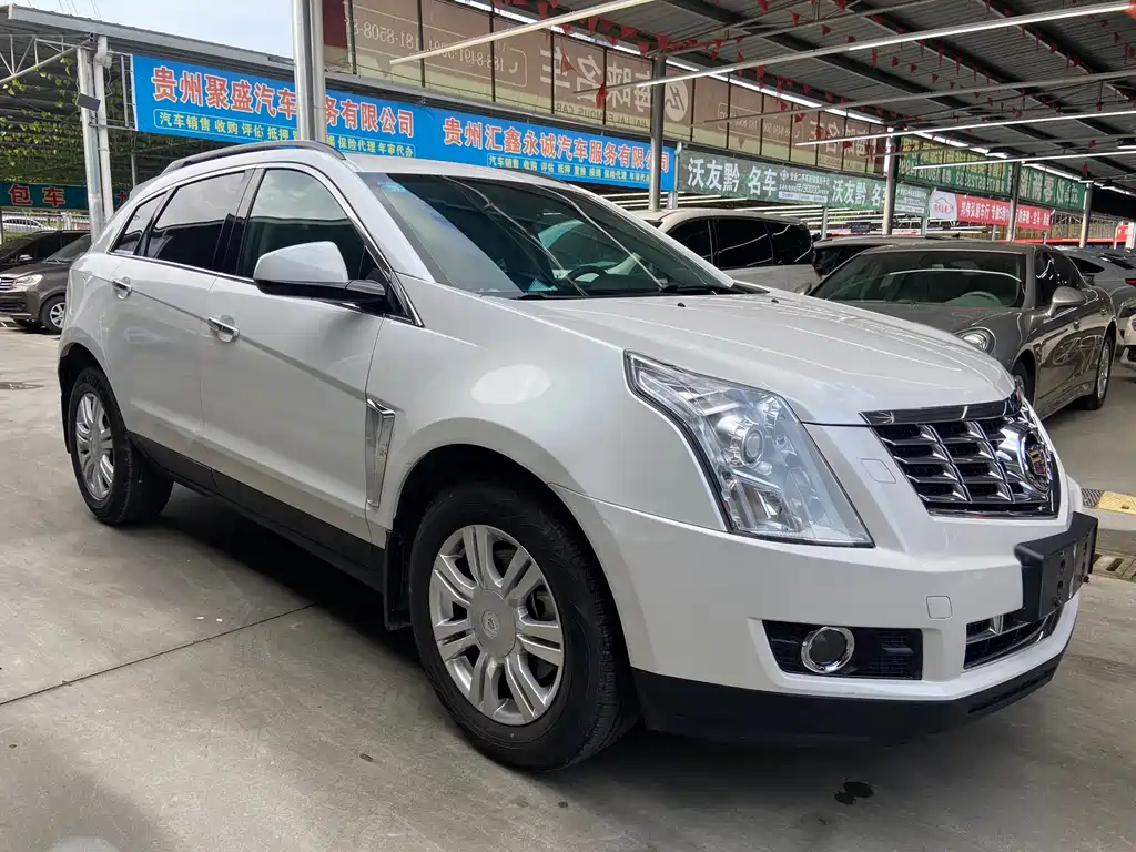 Cadillac SRX 2014 — фото 3