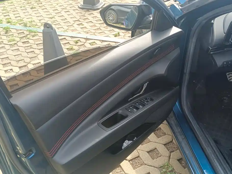 Hyundai Elantra 2021