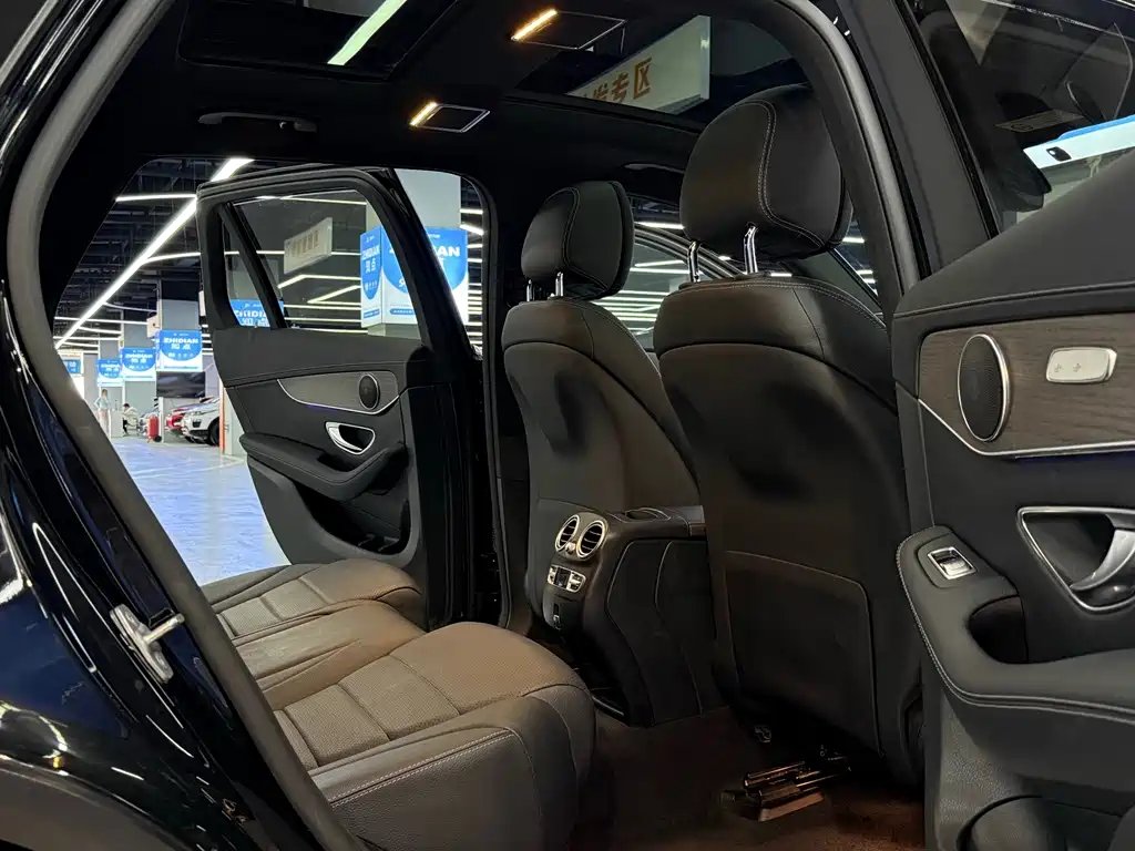 Mercedes-Benz GLC 2021 — фото 16