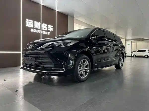 Toyota Sienna 2024