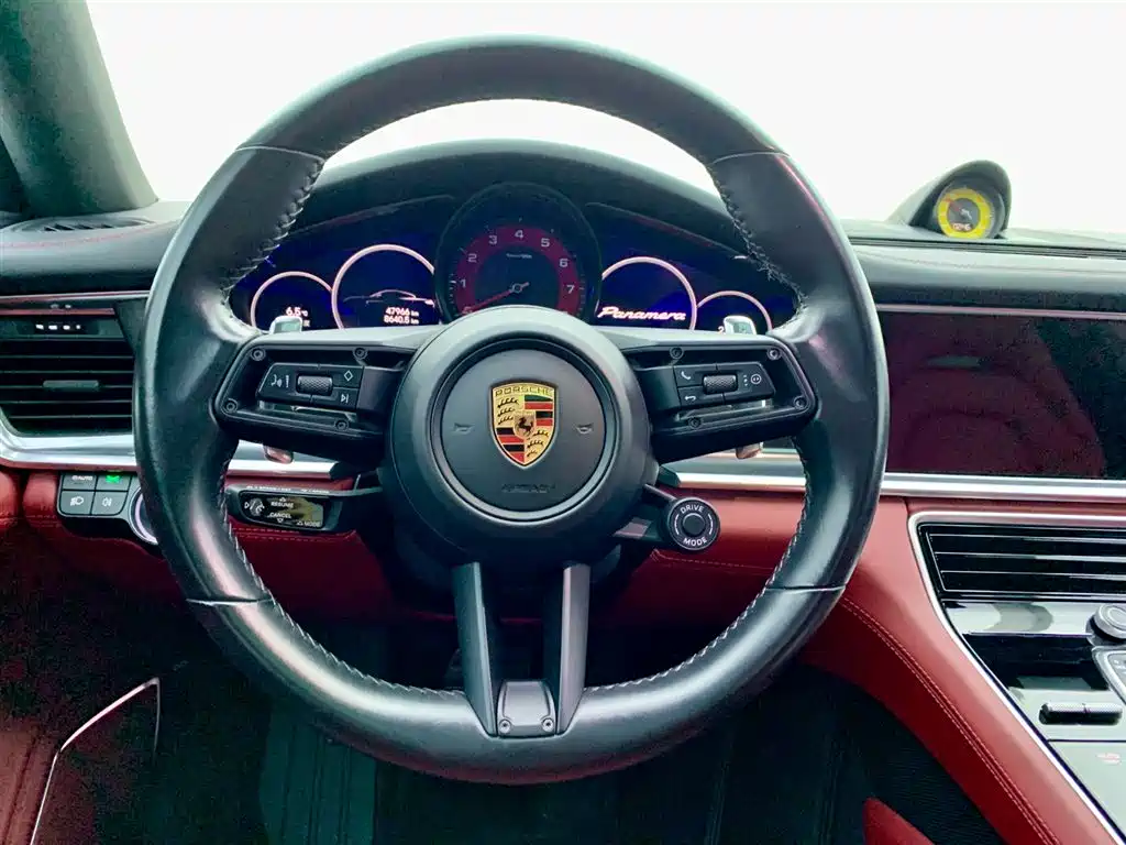 Porsche Panamera 2023 — фото 22