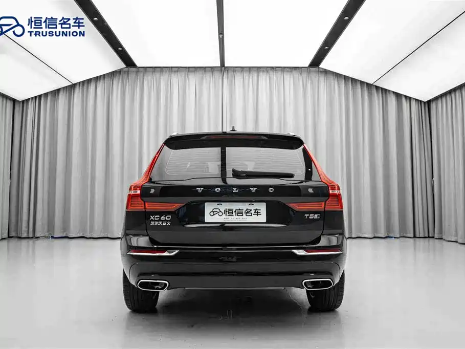 Volvo XC60 2019 — фото 6
