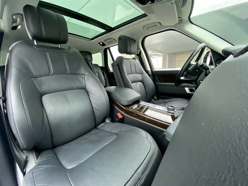 Land Rover Range Rover 2020 — фото 10