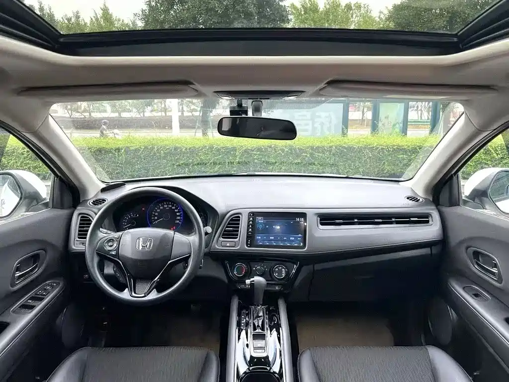 Honda Vezel 2020 — фото 5