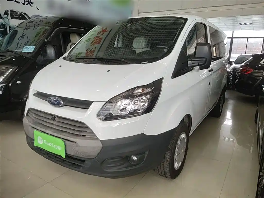 Ford Transit 2020 — фото 1