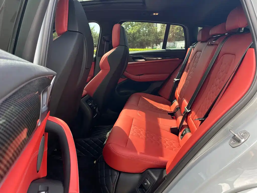 BMW X4 M 2022 — фото 13