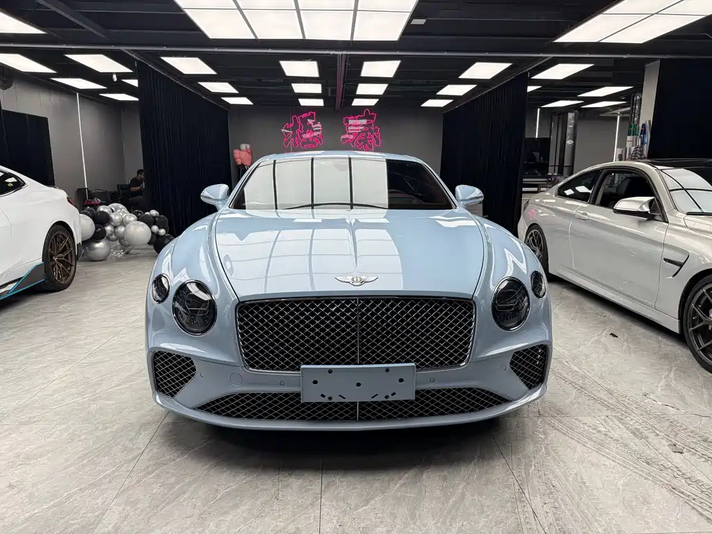 Bentley Continental 2020