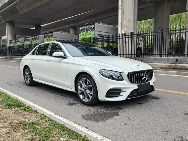 Mercedes-Benz E-Class 2018