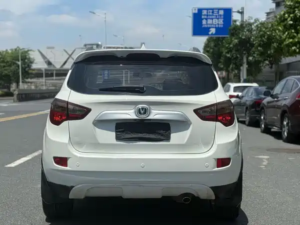 Changan CS35 2016