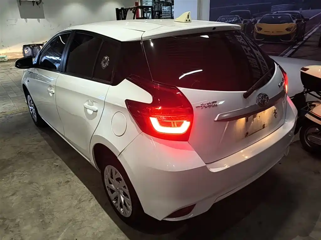 Toyota Vios FS 2022 — фото 5