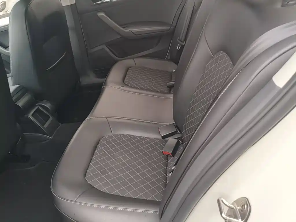 Skoda Rapid 2019 — фото 17
