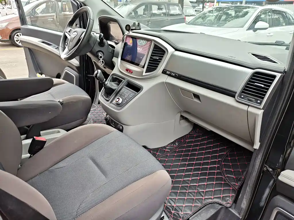 JAC Ruifeng M4 2020 — фото 10
