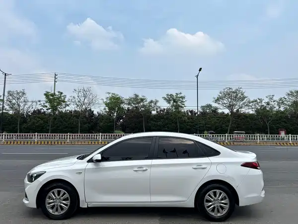 Hyundai Yuedong 2018