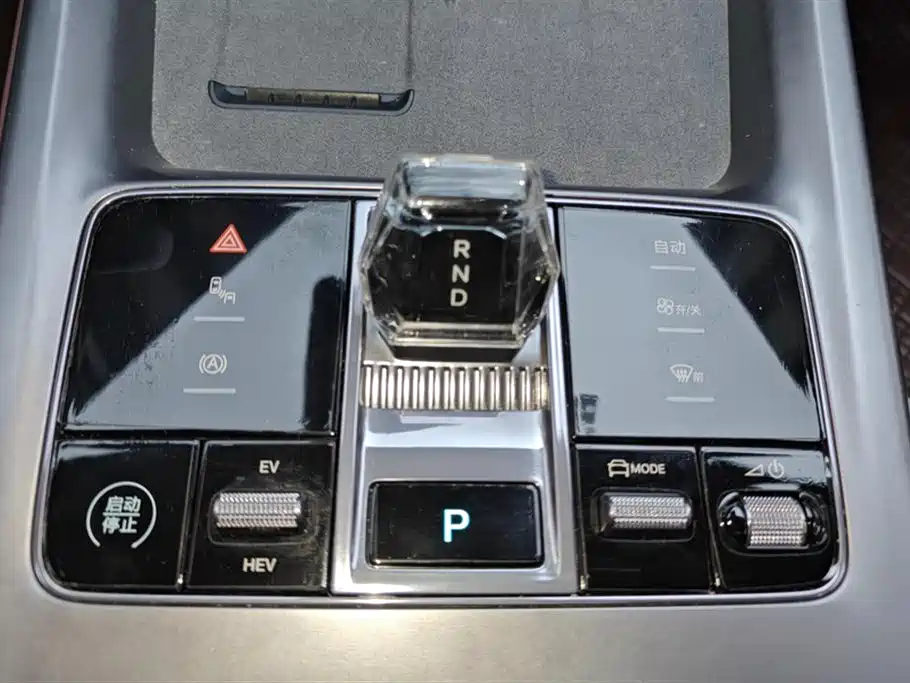 BYD Seal 2024 — фото 16