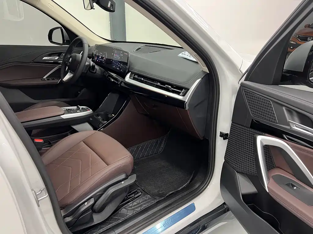 BMW X1 2023 — фото 18